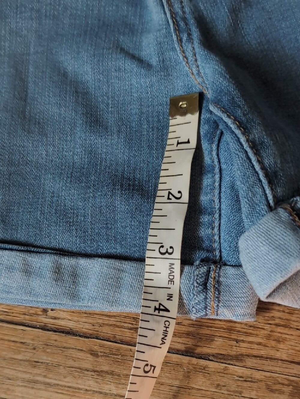 Levis - Picture 6 of 6